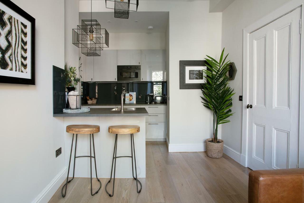 Holyrood Park City Centre Apartment إدنبرة المظهر الخارجي الصورة